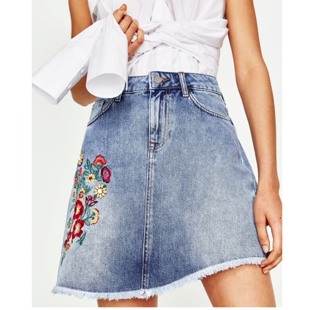 Zara Basic Z1975 Denim Bejeweled Asymmetrical Embroidered Boho Skirt.